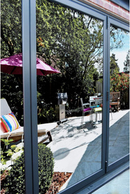 Folia lustrzana samoprzylepna 150×60 cm – efekt lustra weneckiego, ochrona przed słońcem