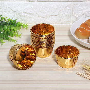 Złote foremki do babeczek – 50 sztuk papilotek do muffinek i deserów