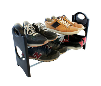 Modułowa półka na buty – metalowo-plastikowa, wielopoziomowa, lekka i stabilna