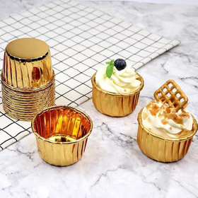 Złote foremki do babeczek – 50 sztuk papilotek do muffinek i deserów