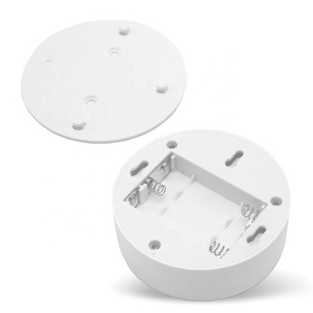 Bezprzewodowa lampka LED z czujnikiem ruchu i zmierzchu