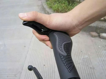 RW23 ROGI GRIPY ROWEROWE