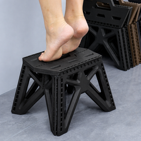 DA540 SKŁADANY STOŁEK CZARNY