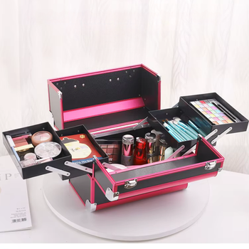 Kuferek kosmetyczny czarno-różowy – mała walizka na kosmetyki, lakiery i makeup