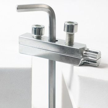 Narzędzie do usuwania zerwanych gwintów rur – stalowe wykrętaki hydrauliczne 7 cm