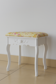 oaletka drewniana biała z obrotowym lustrem i taboretem CALM