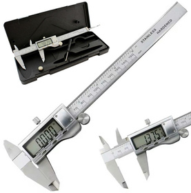 Metalowa suwmiarka elektroniczna 150 mm, dokładność 0.02 mm, LCD, zasilanie LR44