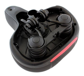 Piankowe siodełko rowerowe z amortyzacją i wentylacją – komfort na długie trasy czarne