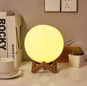 LAMPKA LED  w kształcie księżyca z podstawką 3W ciepła biel ZD88A