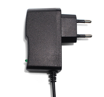 Zasilacz sieciowy 5V 1A 3.5/1.35 mm – do routerów, switchy, TP-Link, D-Link