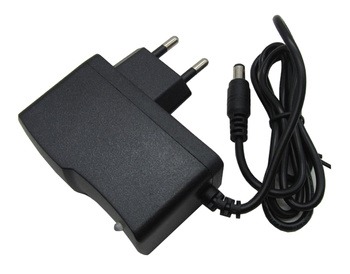 Zasilacz sieciowy 5V 1A 3.5/1.35 mm – do routerów, switchy, TP-Link, D-Link