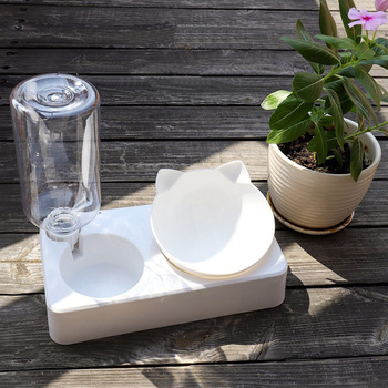 AG684A MISKA Z DOZOWNIKIEM WODY