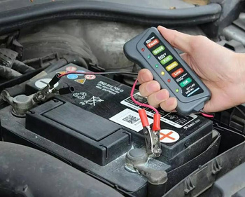 Kompaktowy TESTER Akumulatorów Samochodowych 12V PT11