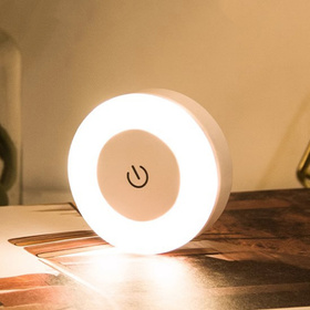 Bezprzewodowa lampka nocna LED z czujnikiem ruchu i zmierzchu, USB, magnetyczna